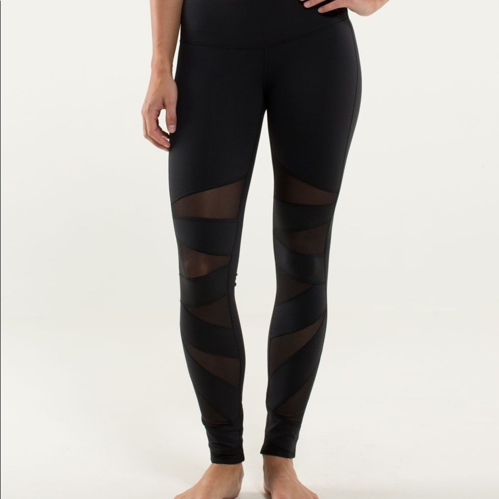 Lulu lemon cut out leggings